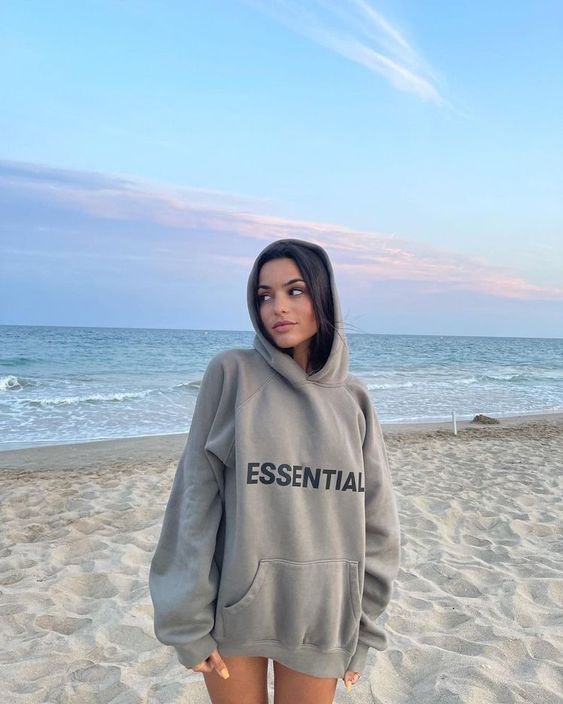 Essentials Hoodie Women