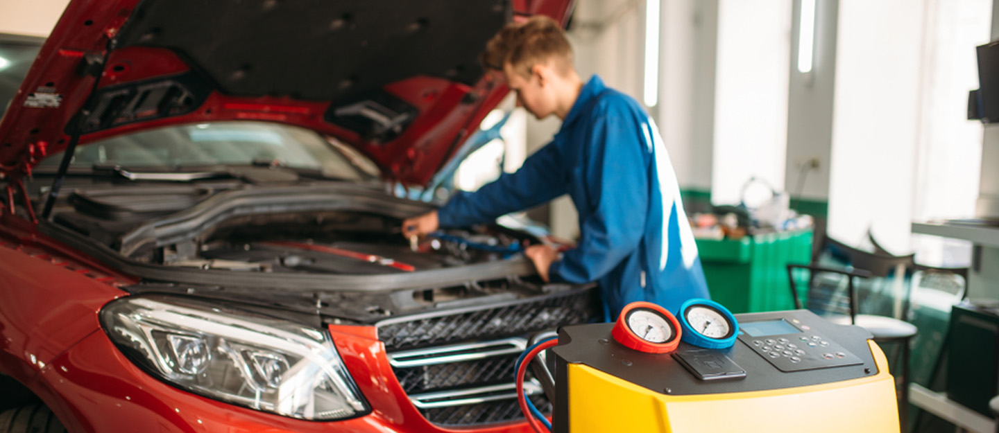 car repair in Sharjah