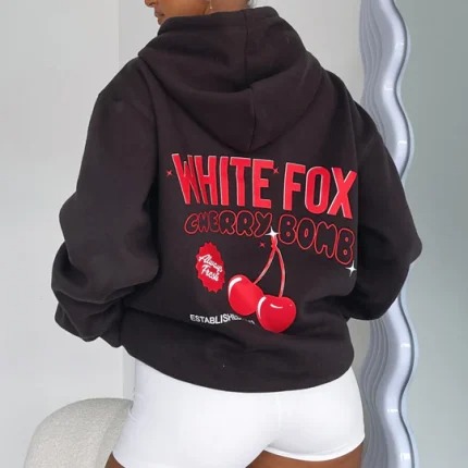 step-into-comfort-and-chic-vibes-with-the-iconic-white-fox